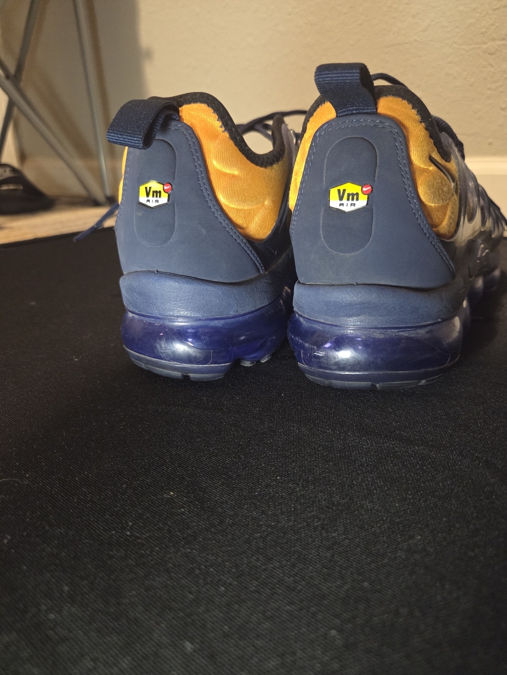 VM Wonen Navy and Yellow Padded Athletic Sneakers